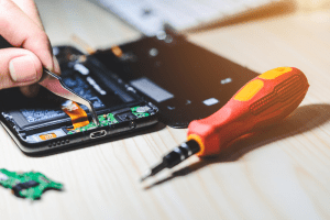 תיקון טלפון מקצועי ומהיר לכל סוגי התקלות