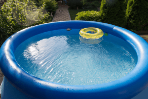 בריכות מתנפחות הן הבילוי המושלם ליום קיץ חם